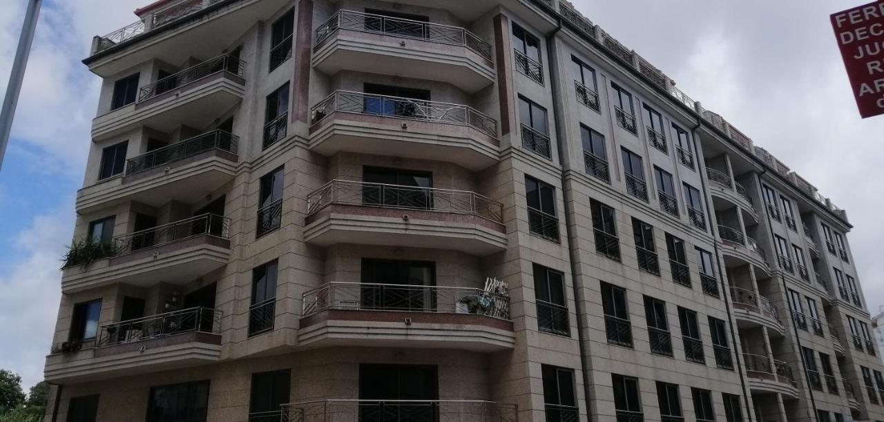 Apartamento Centro De Sanxenxo Con Garaje Εξωτερικό φωτογραφία